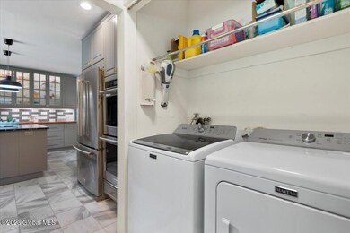 104 St Stephens Ln W, Schenectady, NY 12302 - photo 6