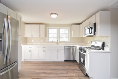 19 Middlesex Dr, Littleton, MA 01460 - photo 4