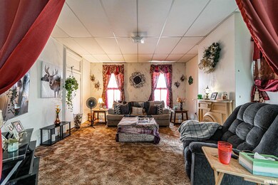 303 Lincoln Ave, Lincoln, IL 62656 - photo 4