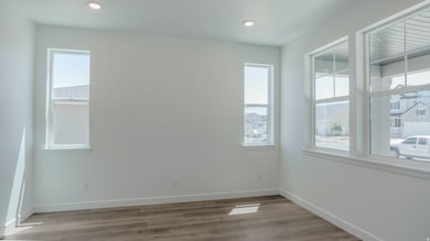 894 W Fallow Dr unit 214, Saratoga Springs, UT 84045 - photo 3