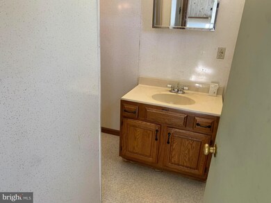 909 Connor Rd, West Chester, PA 19380 - photo 6