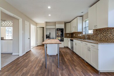 15426 Sterling Lake Dr, Houston, TX 77095 - photo 4