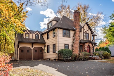 1993 Albany Ave, West Hartford, CT 06117 - photo 2