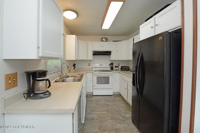 4712 Pavalof St, Anchorage, AK 99507 - photo 7