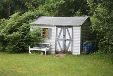 82 Sycamore St, Millbury, MA 01527 - photo 7