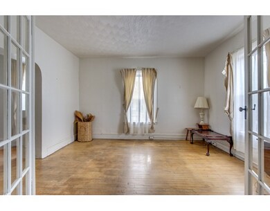 45 Saunders St, Allston, MA 02134 - photo 2