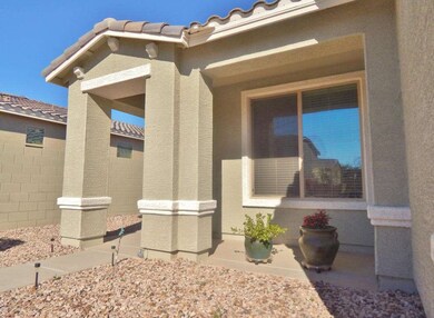 Great Curb Appeal!