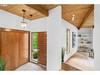 Entrance/Foyer
