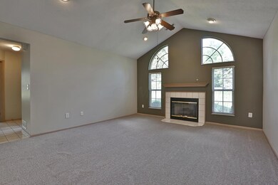 860-VillageBrook-09