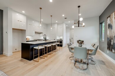 2410 Elmen St, Houston, TX 77019 - photo 7