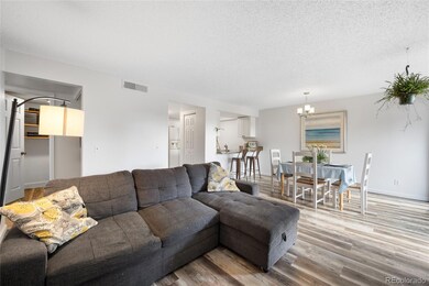 14140 E Temple Dr unit U08, Aurora, CO 80015 - photo 6