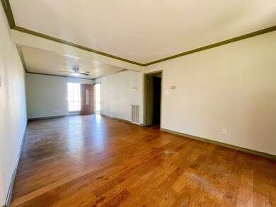 5725 Melanite Ave, Houston, TX 77053 - photo 4