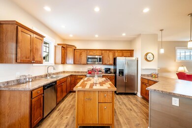 04 Kitchen 2