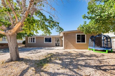 2266 Palora Ave, Las Vegas, NV 89169 - photo 2