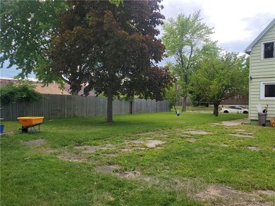 Extra wide double lot!