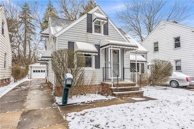 19512 Maple Heights Blvd, Maple Heights, OH 44137 - photo 2