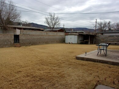 2404 Baylor Ave, Alamogordo, NM 88310 - photo 6