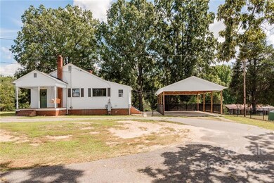 4707 Rainbow Dr, Kannapolis, NC 28081 - photo 4