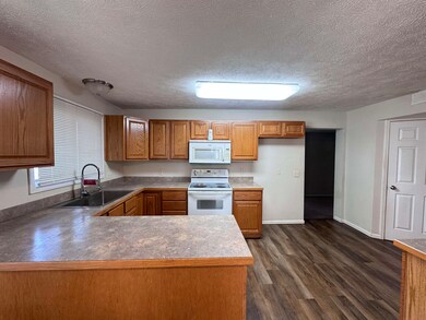 1308 N Fillmore St, Lexington, NE 68850 - photo 4