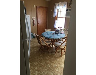 556 S Union St unit 558, Lawrence, MA 01843 - photo 3