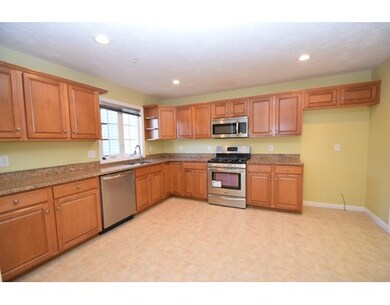 110 Meadow Ln unit 110, Randolph, MA 02368 - photo 4