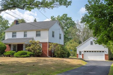 251 Linden Ln, Riegelsville, PA 18077 - photo 2