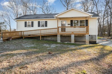 908 N 3rd Ave, Siler City, NC 27344 - photo 2