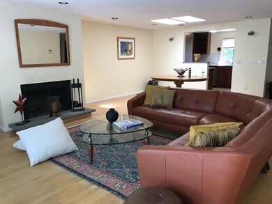 335 Hemlock Cir unit 335, Lincoln, MA 01773 - photo 3