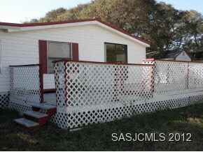 Large Deck in Backyard