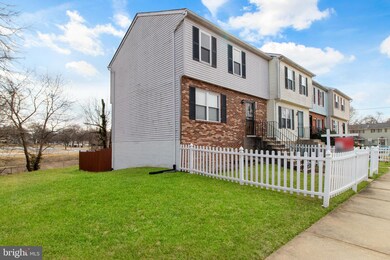 6810 Hawthorne St, Hyattsville, MD 20785 - photo 3