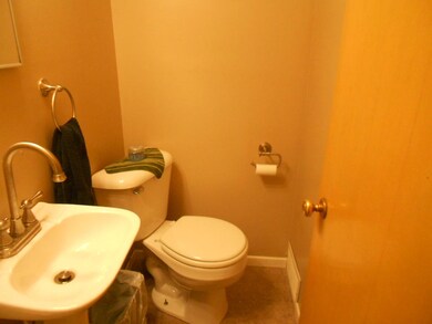 Half Bath<|><|>