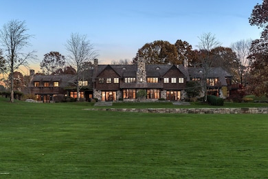 200 Guards Rd, Greenwich, CT 06831 - photo 6