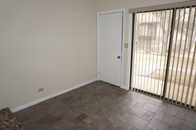 61 Aspen Colony unit 4, Fox Lake, IL 60020 - photo 4