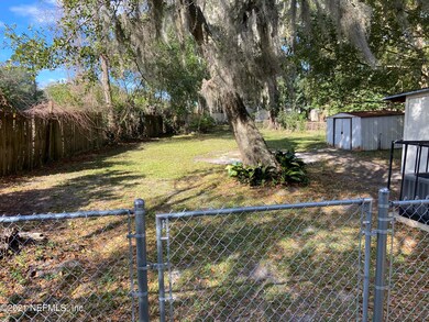 1428 Pullen Rd, Jacksonville, FL 32216 - photo 3