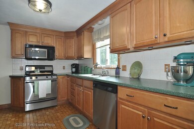 10 Hospital Rd, Riverside, RI 02915 - photo 6