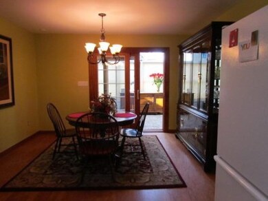 555 N Forest Ave, Griffith, IN 46319 - photo 6