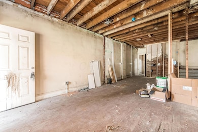 658 Kimball Place unit 60, Columbus, OH 43205 - photo 2