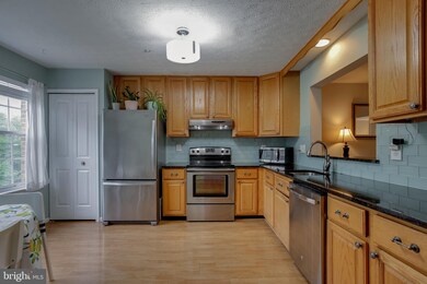 9238 Brewington Ln, Laurel, MD 20723 - photo 4