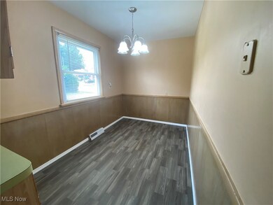 30418 Briar Ct, Wickliffe, OH 44092 - photo 4