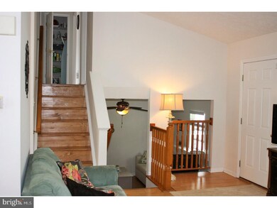 953 W Trenton Ave, Morrisville, PA 19067 - photo 7