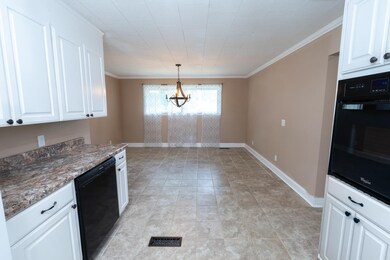 1221 Union St, Shelbyville, TN 37160 - photo 7