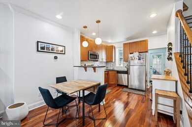 1012 S Bouvier St, Philadelphia, PA 19146 - photo 6