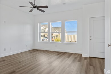 251 W 1160 N unit 23, Tooele, UT 84074 - photo 2