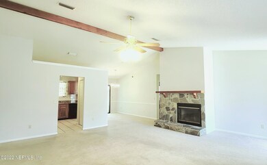 8427 Winter Berry Rd, Jacksonville, FL 32210 - photo 4