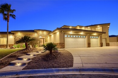 Beautifully Landscaped, Private Cul-de-sac, with R