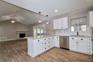 Kitchen & Fam Room