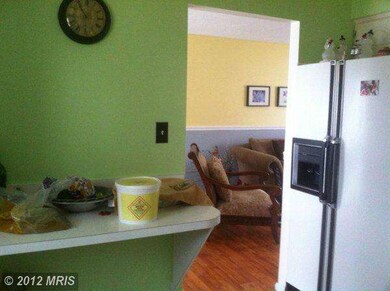 7507 Garrison Rd, Hyattsville, MD 20784 - photo 7