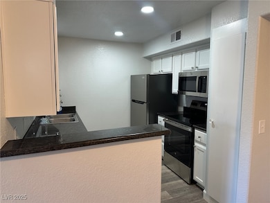 2300 E Silverado Ranch Blvd unit 2028, Las Vegas, NV 89183 - photo 3