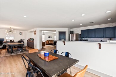 08-Dining Area