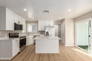 6449 W Mountain View Rd, Glendale, AZ 85302 - photo 4